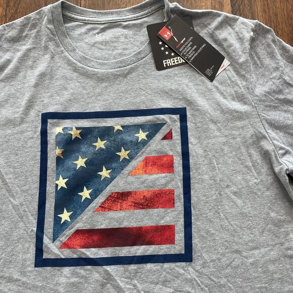 Under Armour Shirt Mens Medium Gray HeatGear Freedom USA Flag Short Sleeve Tee - Picture 3 of 9